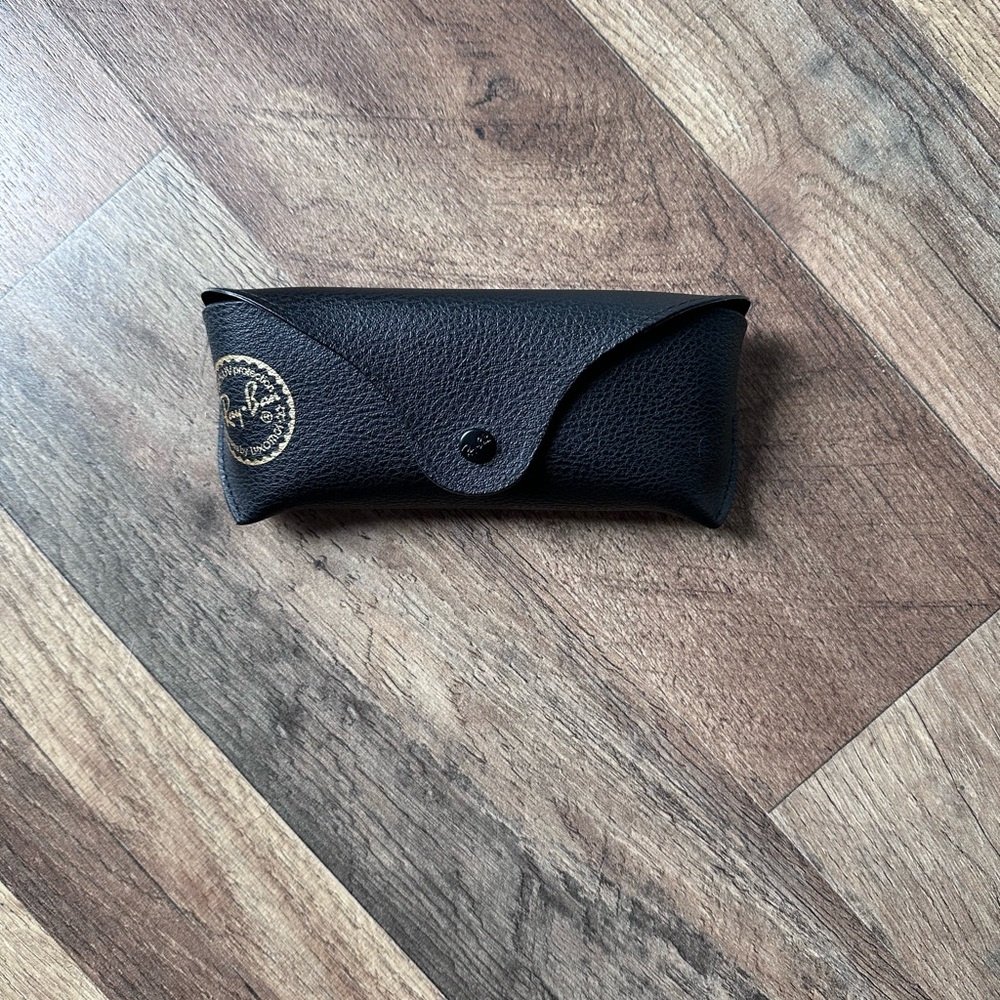 Ray-Ban Tortoise Shell Sunglasses - Picture 9 of 9